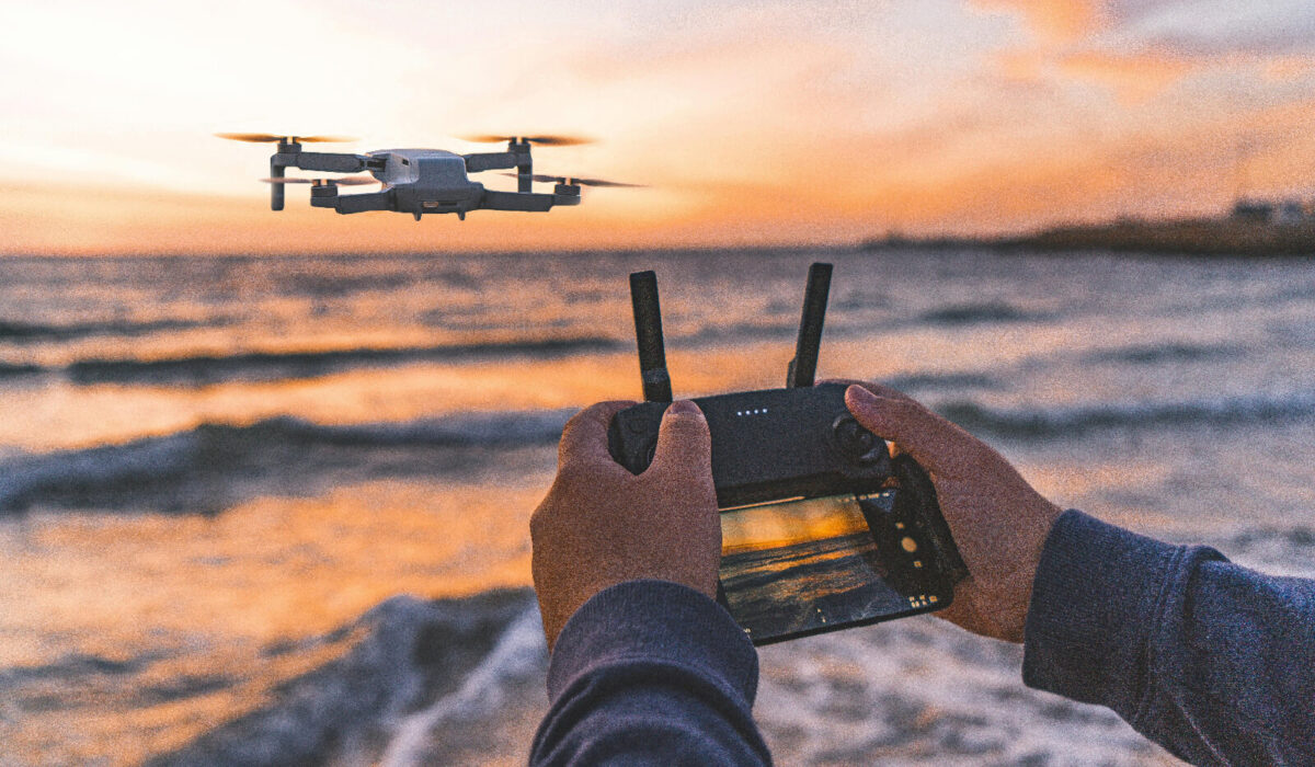 Młodzi naukowcy projektują dron na wodór